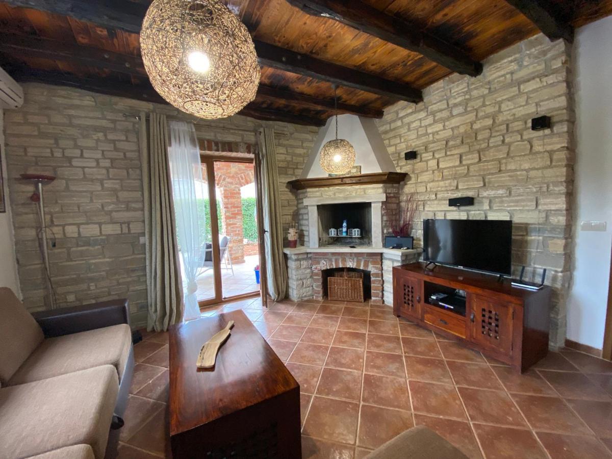 Paradise Villa Cassonni Istria 4 Stars Butkovići 外观 照片